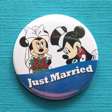 Just Married Button - Disney Cruise - Disney World - Disneyland - Celebration Button - Celebration Pin - Door Magnet - Mickey & Minnie